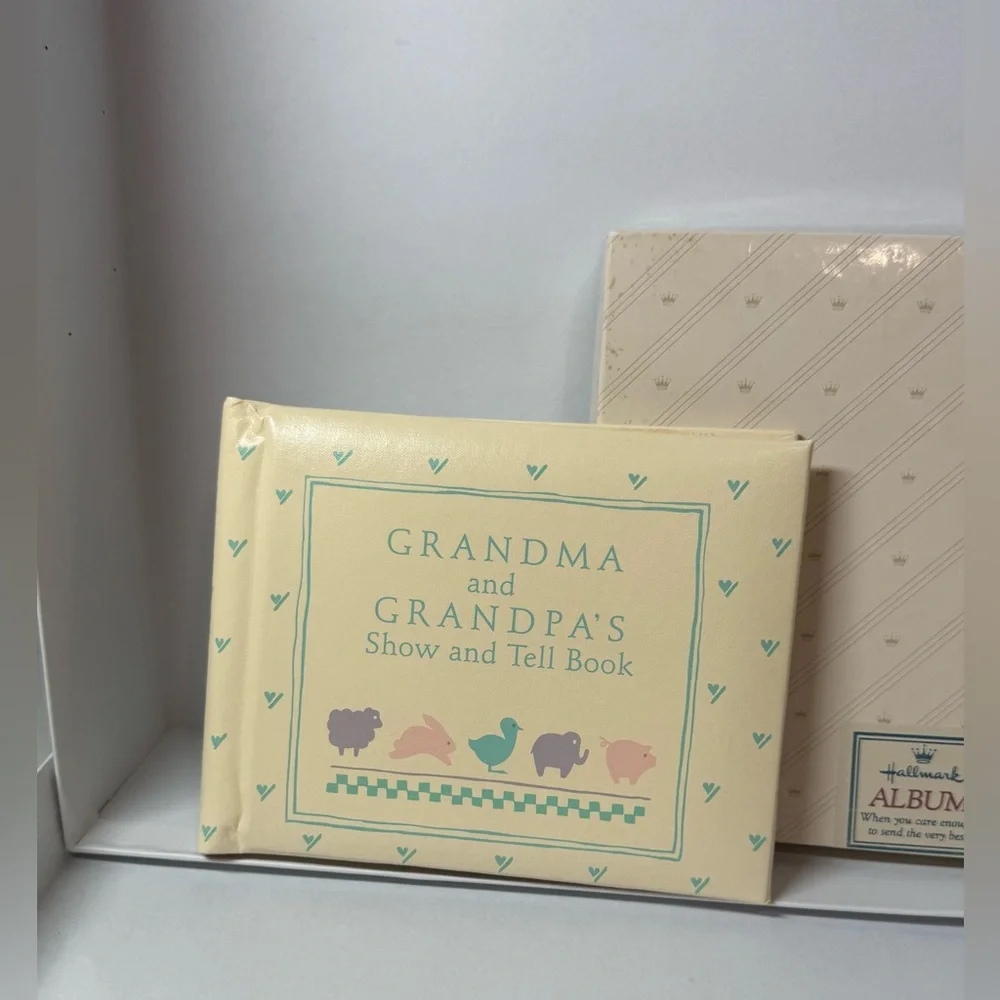 Vintage Hallmark Grandma & Grandpa’s Show and Tell Book Photo Album 1986